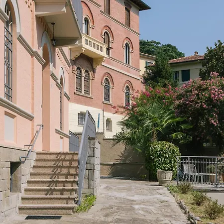 San Mamolo Elegant 4-bedroom Boloňa