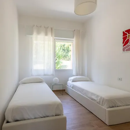 San Mamolo Elegant 4-bedroom 公寓 *